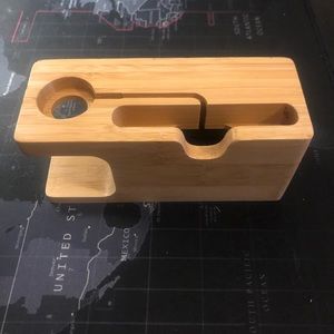 iPhone/Apple watch holder